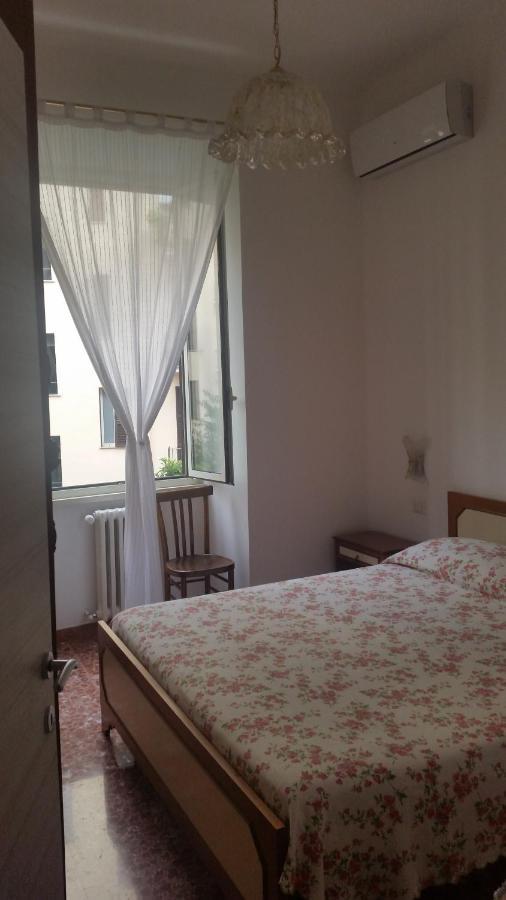 Termini Station Apartment Ai Due Cortili Presso Le Mura Aureliane Roma Exterior foto